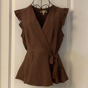 Blouse fit and flare waist